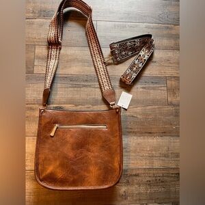 Chic Brown Leather Shoulder Bag COMES WITH EXTRA STRAP NEW